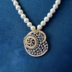 Florentine Pearlescent Bloom - Image 2