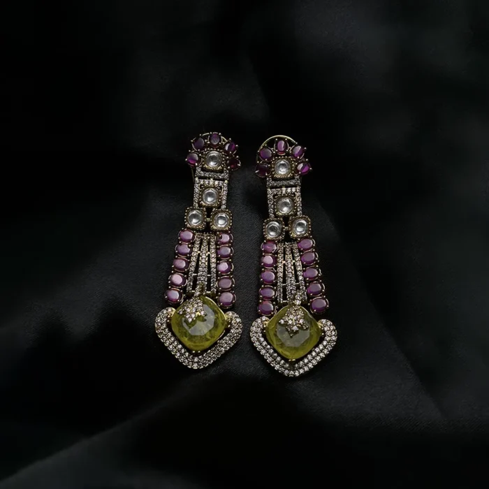 Noir Royale Chandeliers - Image 9