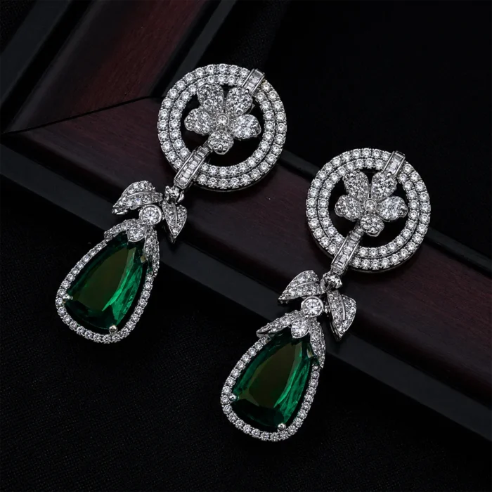 Regal Clover & Pearl Drops - Image 3