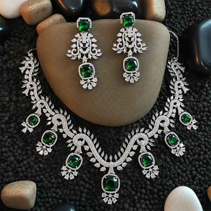 Emerald Empress Set - Image 4