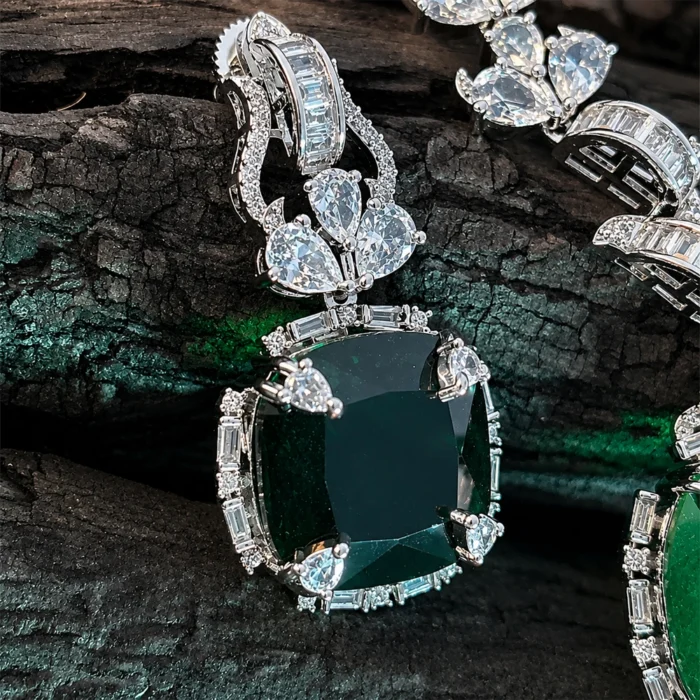 Emerald Enchante Set - Image 3